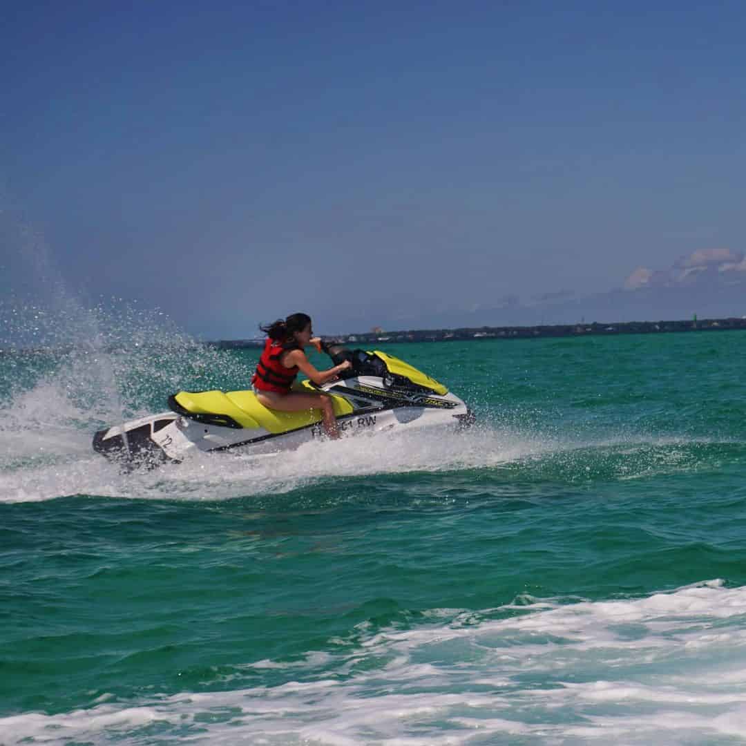 Jet Ski & Waverunner