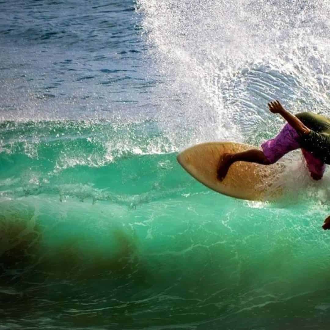 Surfboard Rentals & Lessons